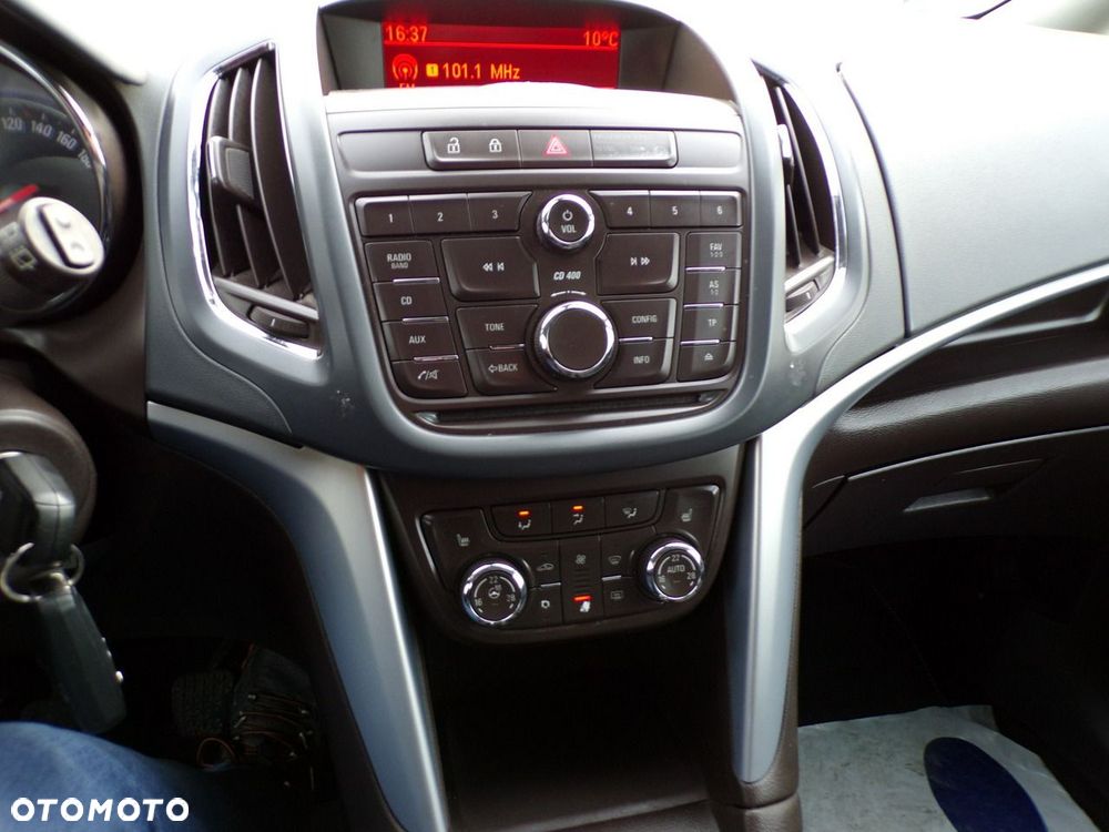 Opel Zafira - 34