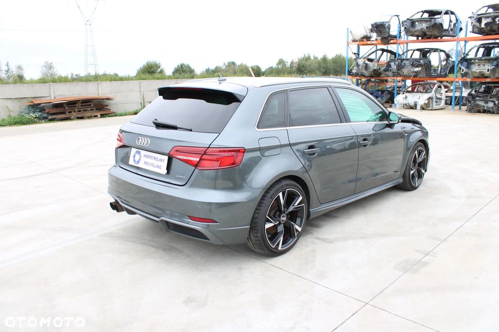 Audi A3 Sportback 2.0 TFSI quattro S tronic design - 5