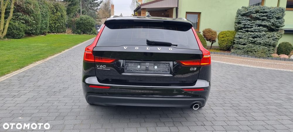 Volvo V60 D3 Momentum Pro - 8
