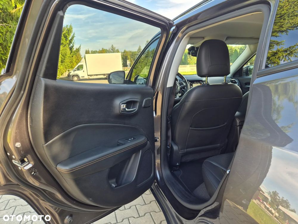 Jeep Compass 1.4 MultiAir Active Drive Automatik Limited - 27