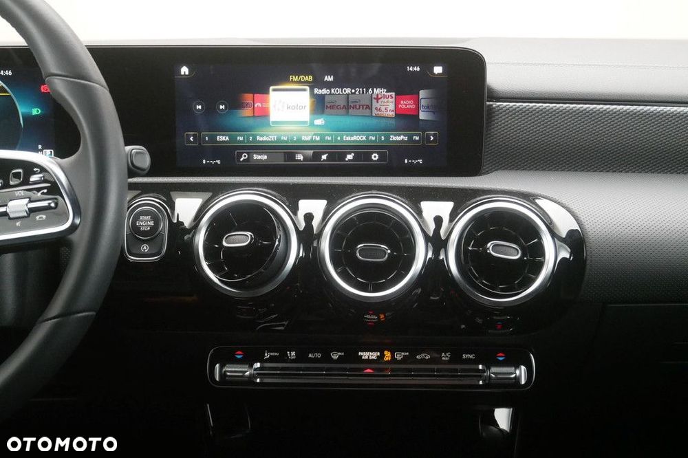 Mercedes-Benz CLA - 10