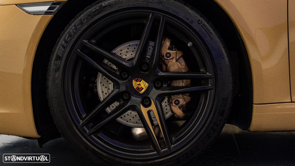 Porsche 911 (991) - 15