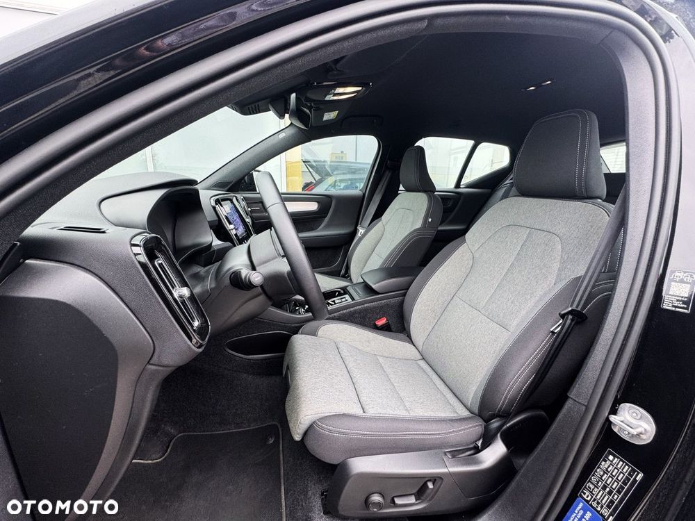 Volvo XC 40 - 29