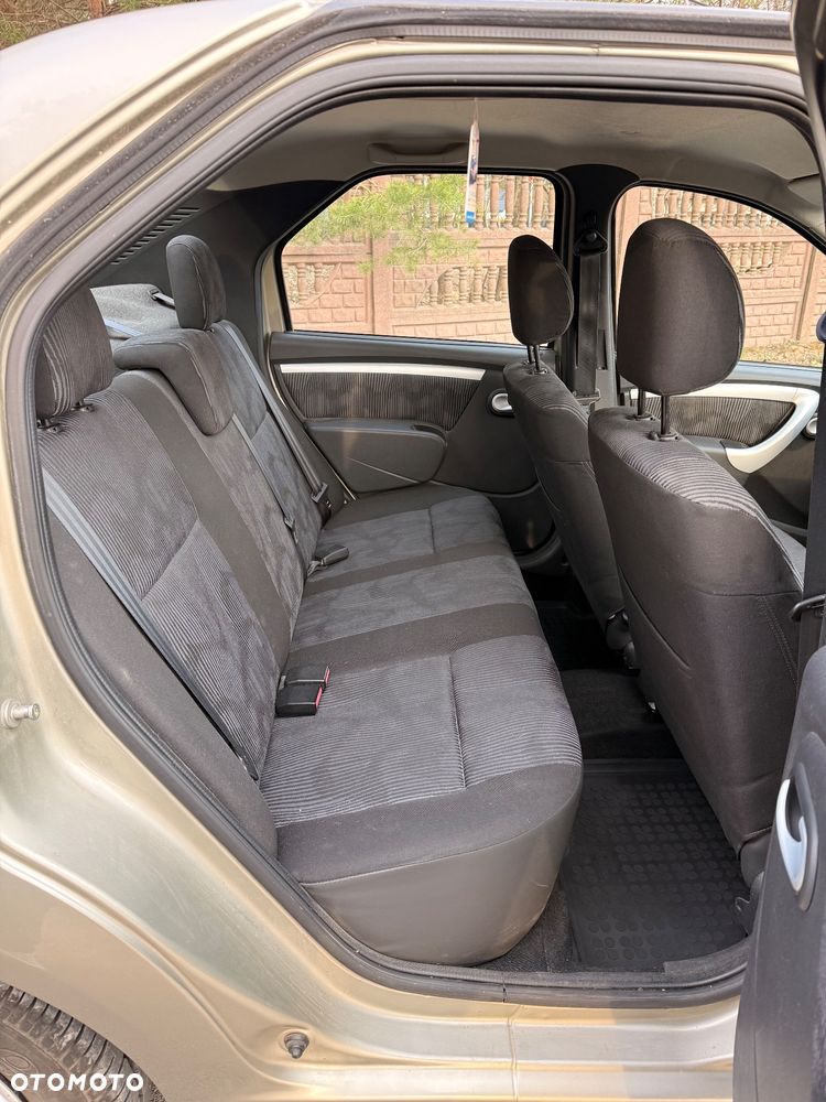 Dacia Logan 1.6 Laureate - 9