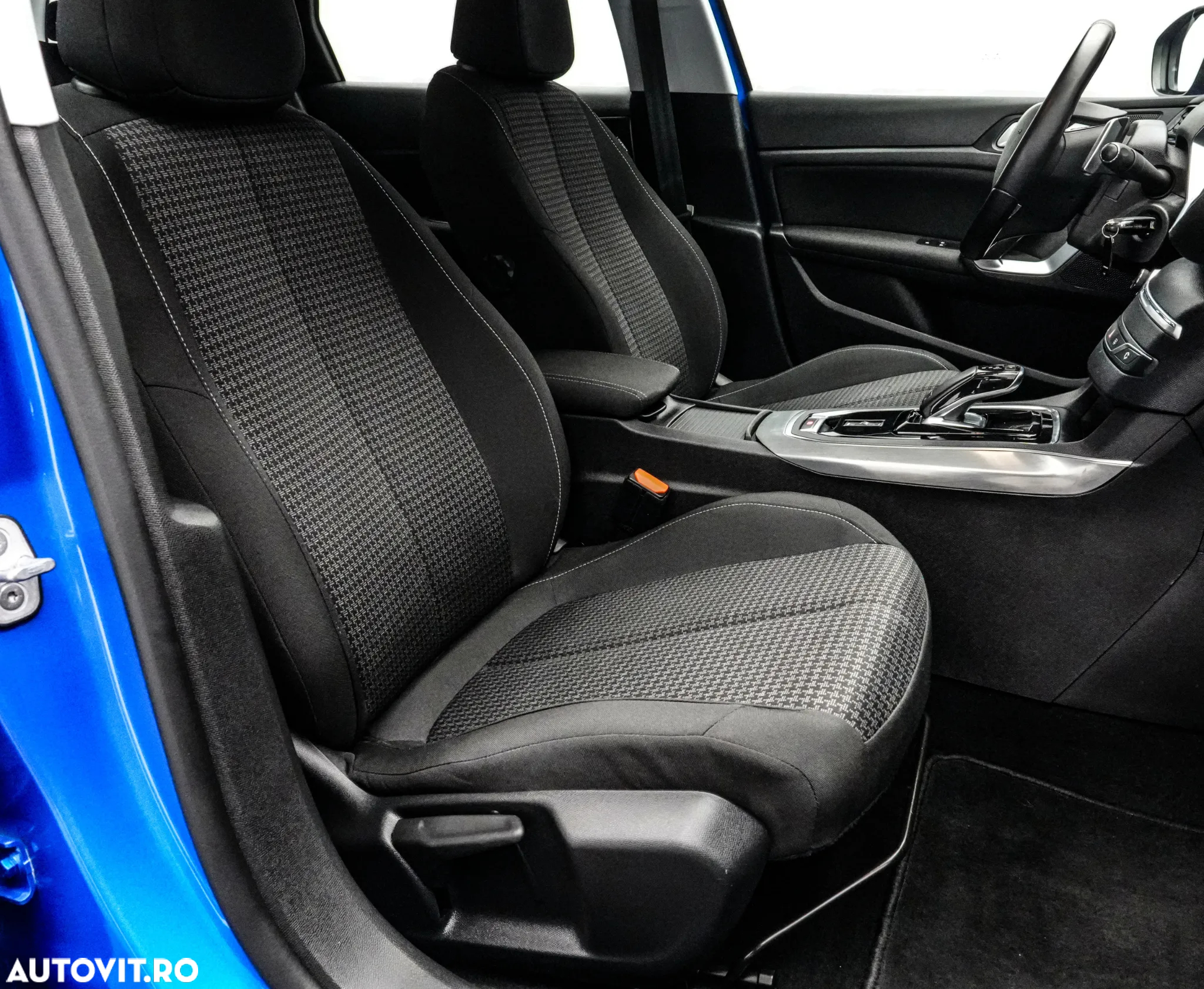 Peugeot 308 SW 1.5L BlueHDI EAT8 Allure Pack - 15