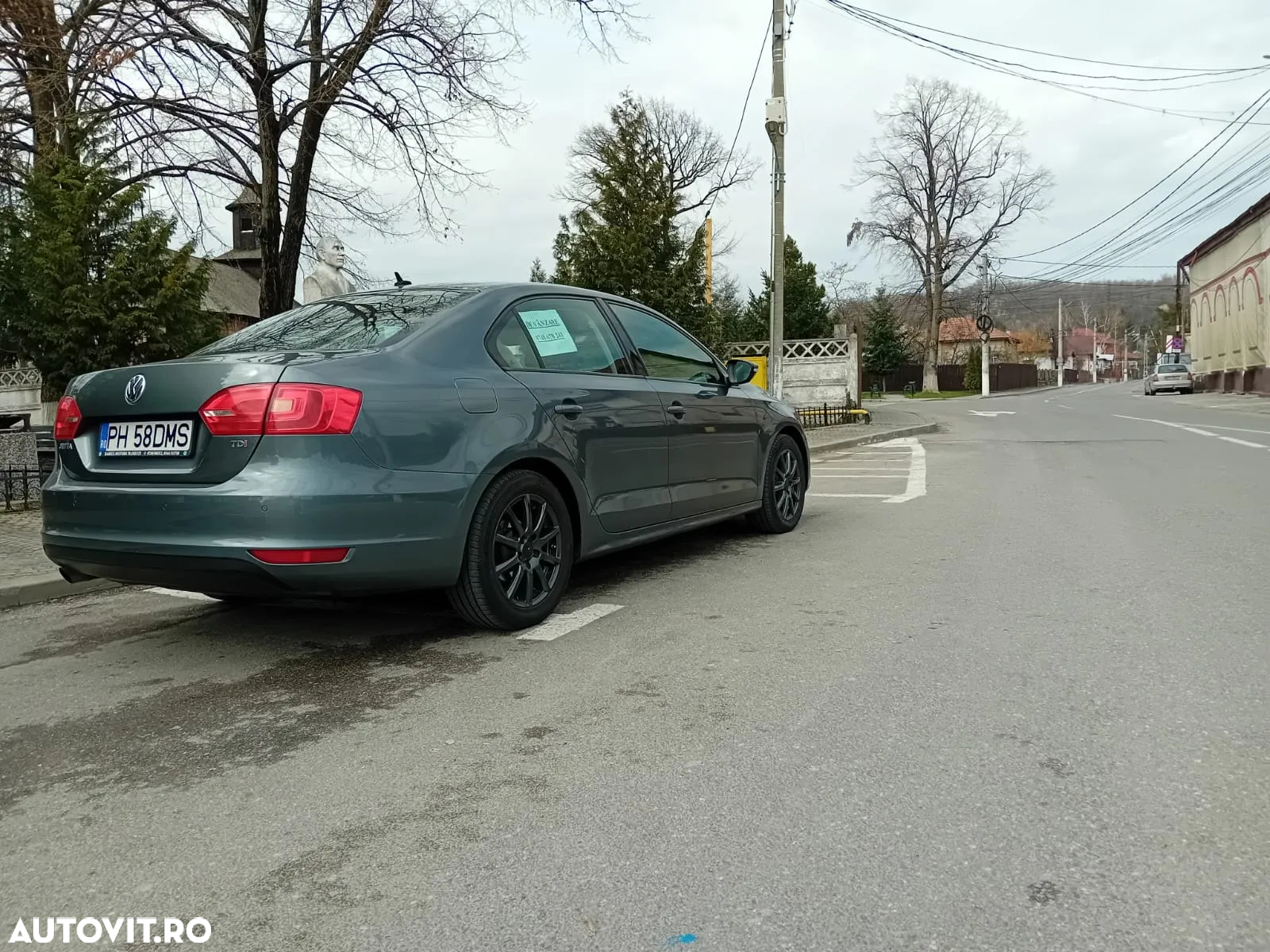 Volkswagen Jetta - 3