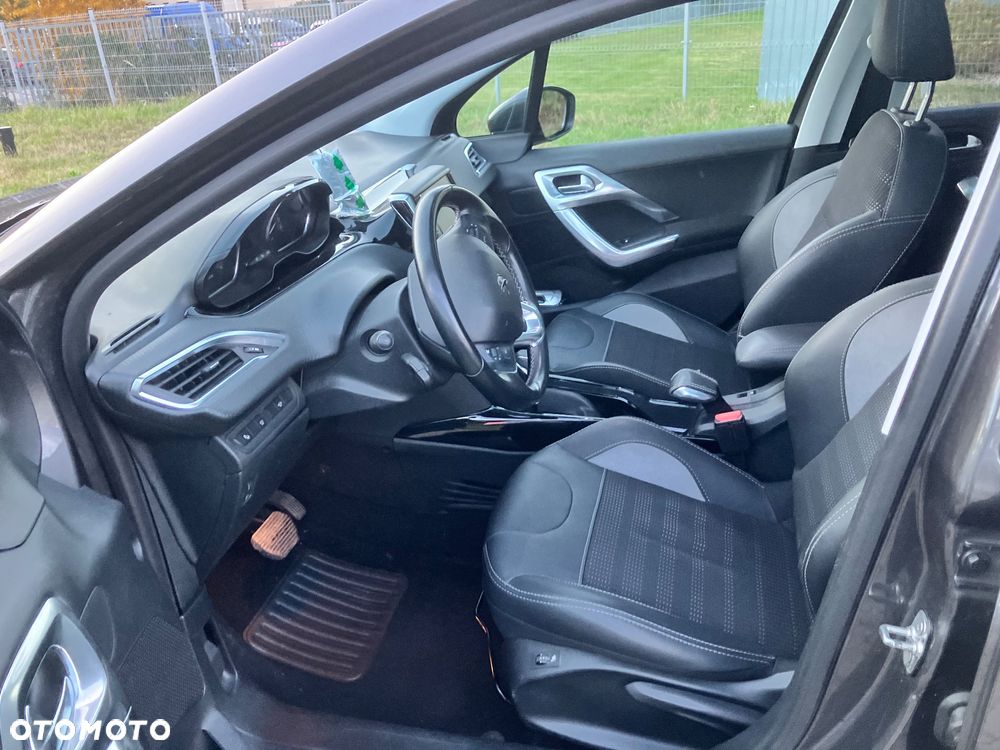 Peugeot 2008 1.2 Pure Tech Crossway S&S EAT6 - 5