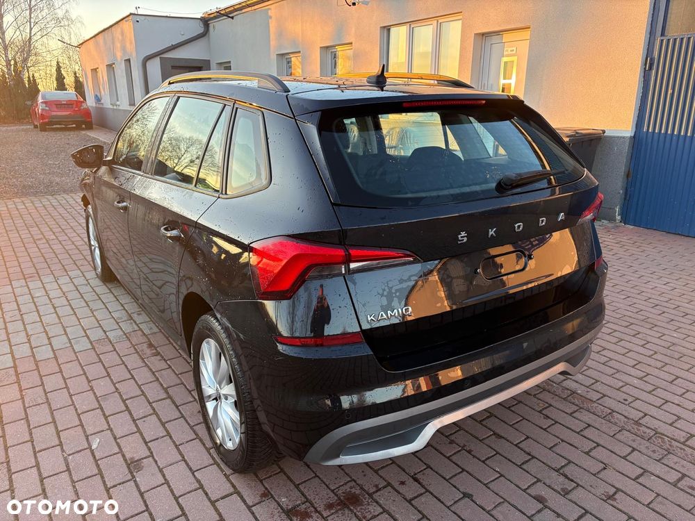 Skoda Kamiq 1.0 TSI DSG Active - 10