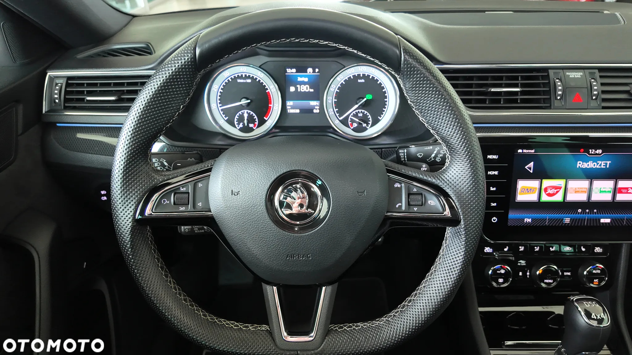 Skoda Superb Combi 2.0 TSI 4x4 DSG SportLine - 31