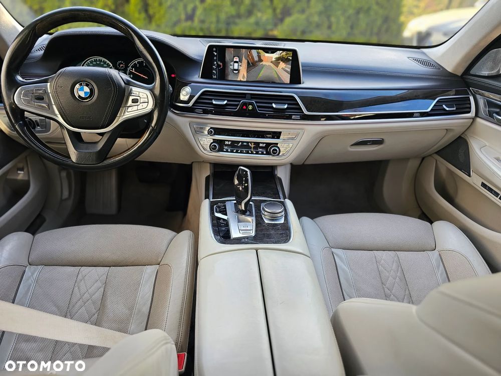 BMW Seria 7 750Li xDrive Edition Exclusive - 27