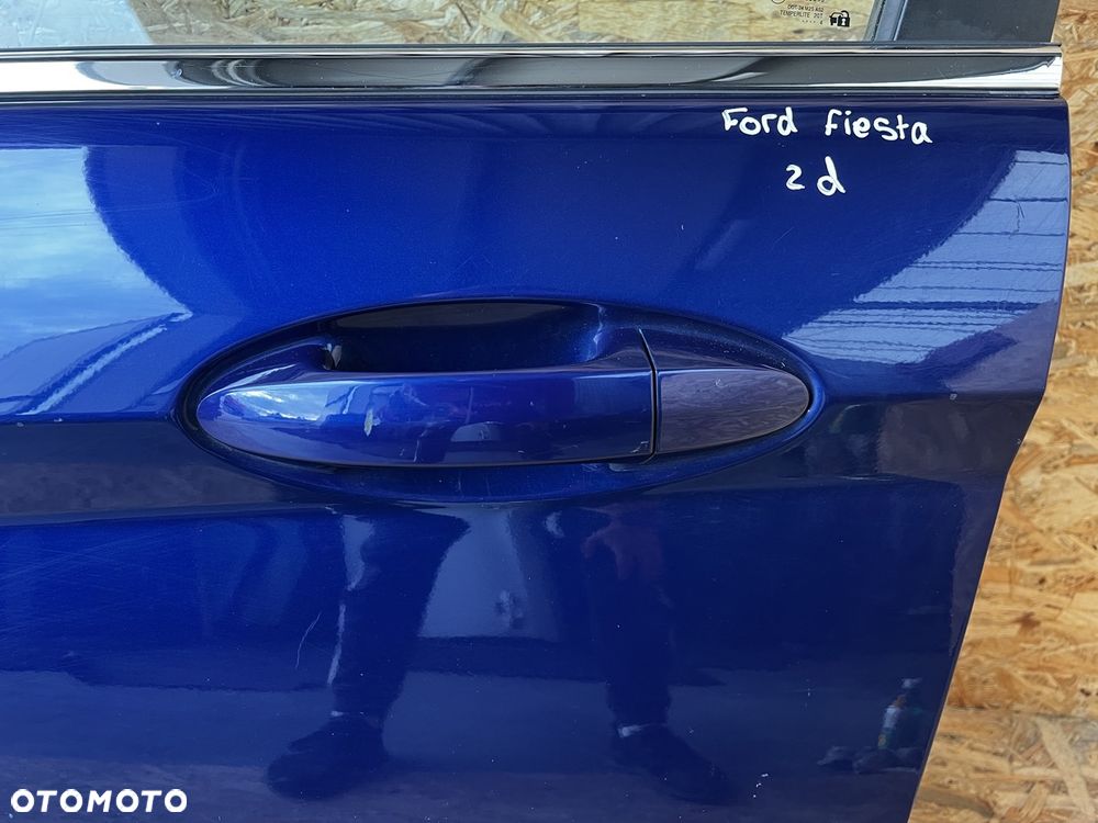 Drzwi PRZEDNIE LEWE lewy przód FORD FIESTA MK7 VII LIFT 5D Kod lakieru: 2D - 8