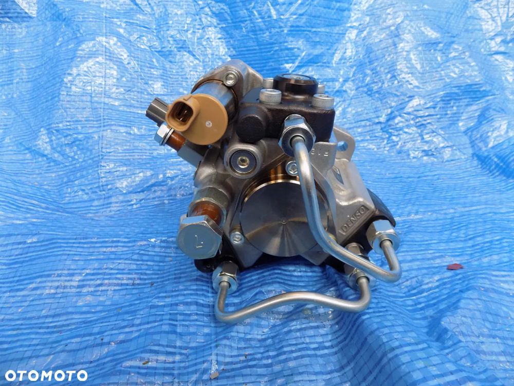 pompa wtryskowa denso 87722762ex isuzu 6HK1