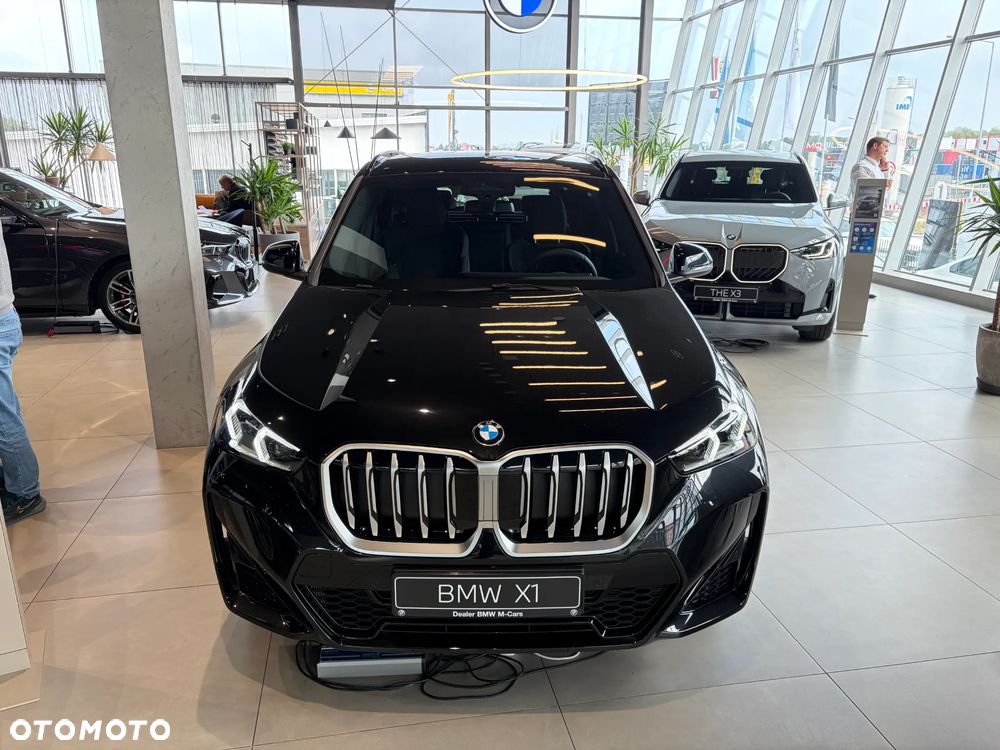 BMW X1 sDrive20i mHEV - 8