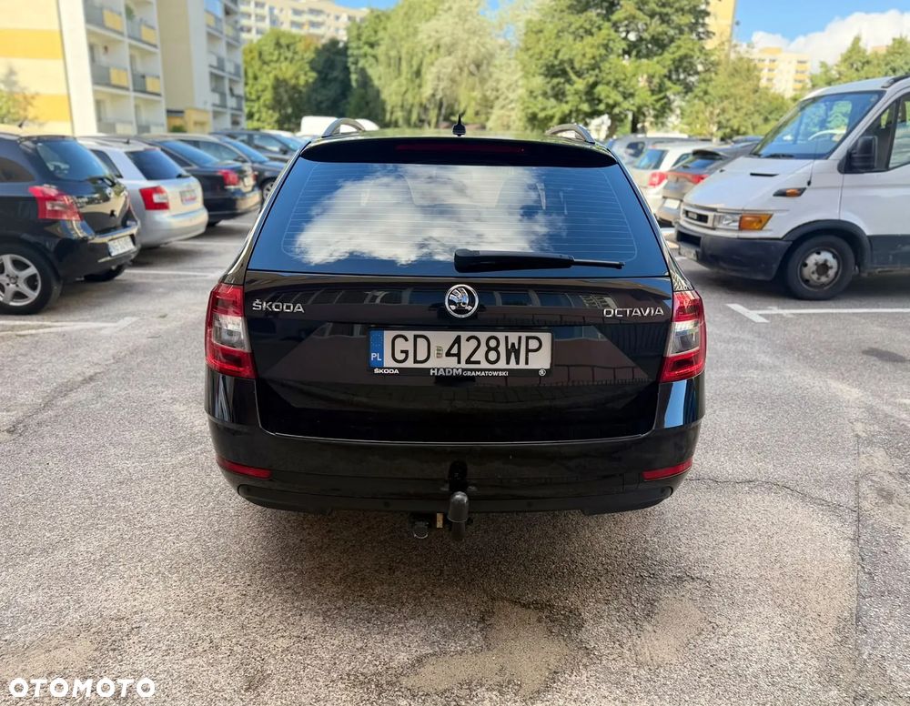 Skoda Octavia 2.0 TDI SCR Ambition DSG - 6