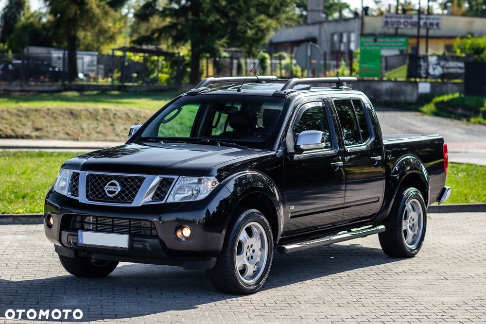 Nissan Navara 3.0 D V6 Platinum Long EU5 - 1
