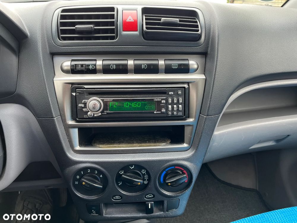 Kia Picanto 1.1 EX - 23