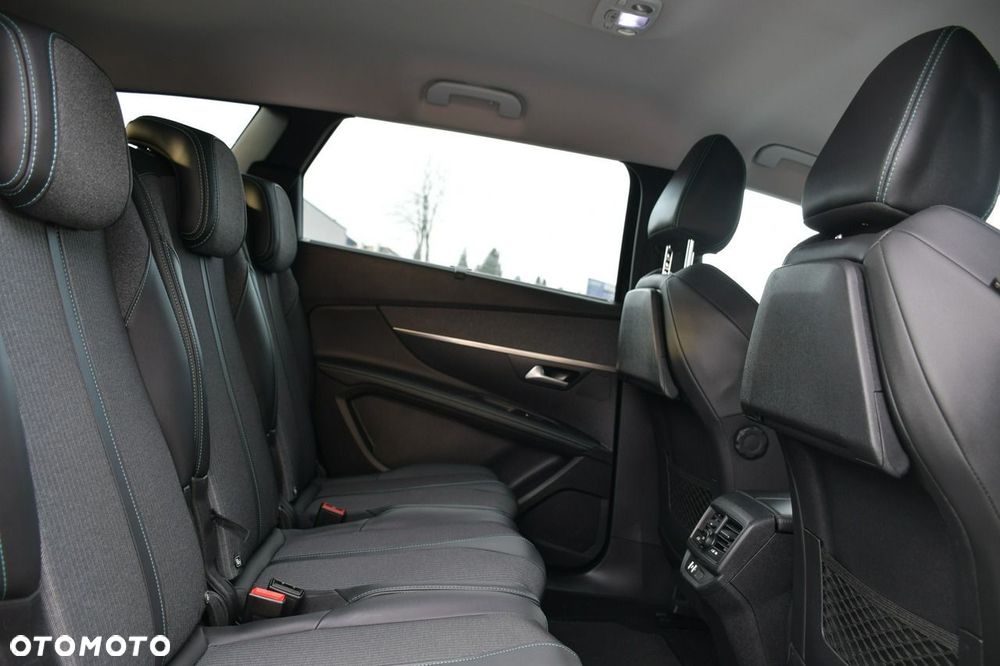 Peugeot 5008 1.5 BlueHDi Allure S&S - 18
