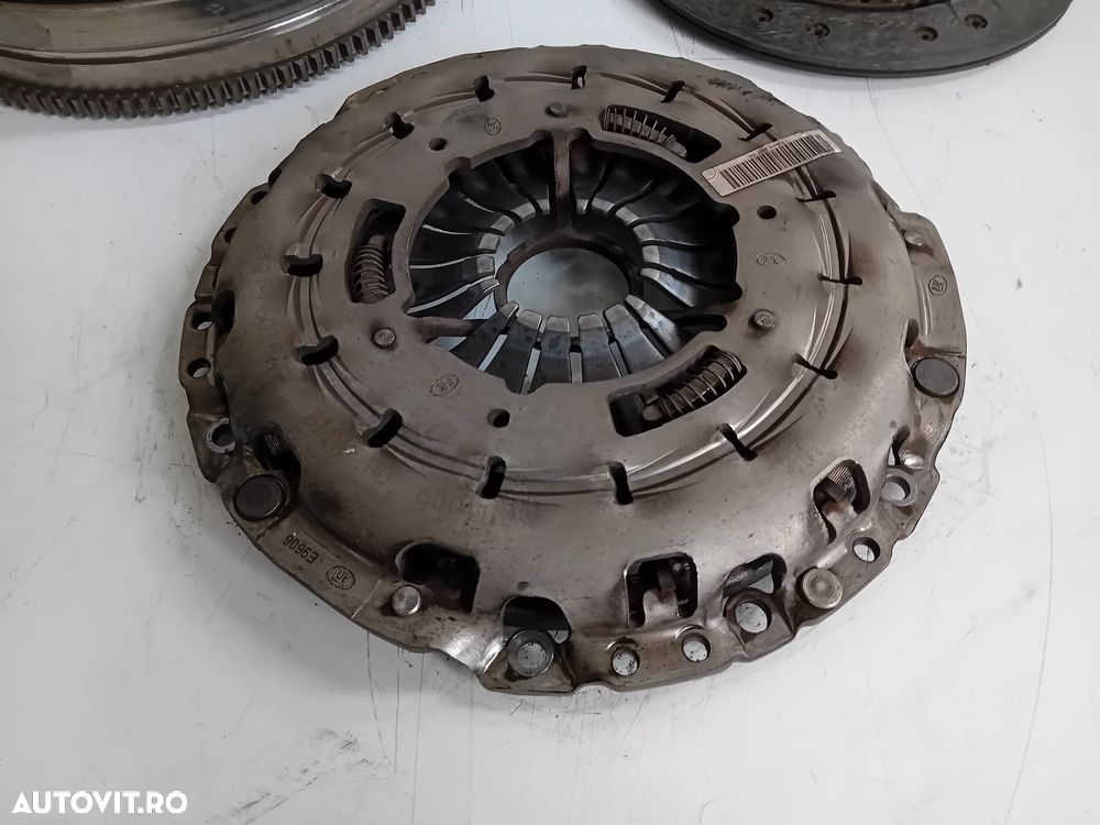 Kit Ambreiaj Volanta Masa Dubla Bmw F30 F31 F32 F33 F34 F36 F20 F21 F10 X3 X4 Cod 8605090 - 4