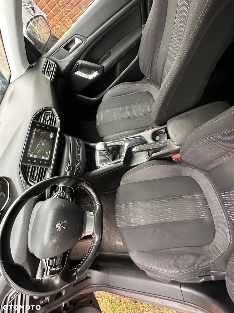 Peugeot 308 1.6 BlueHDi Active S&S - 11