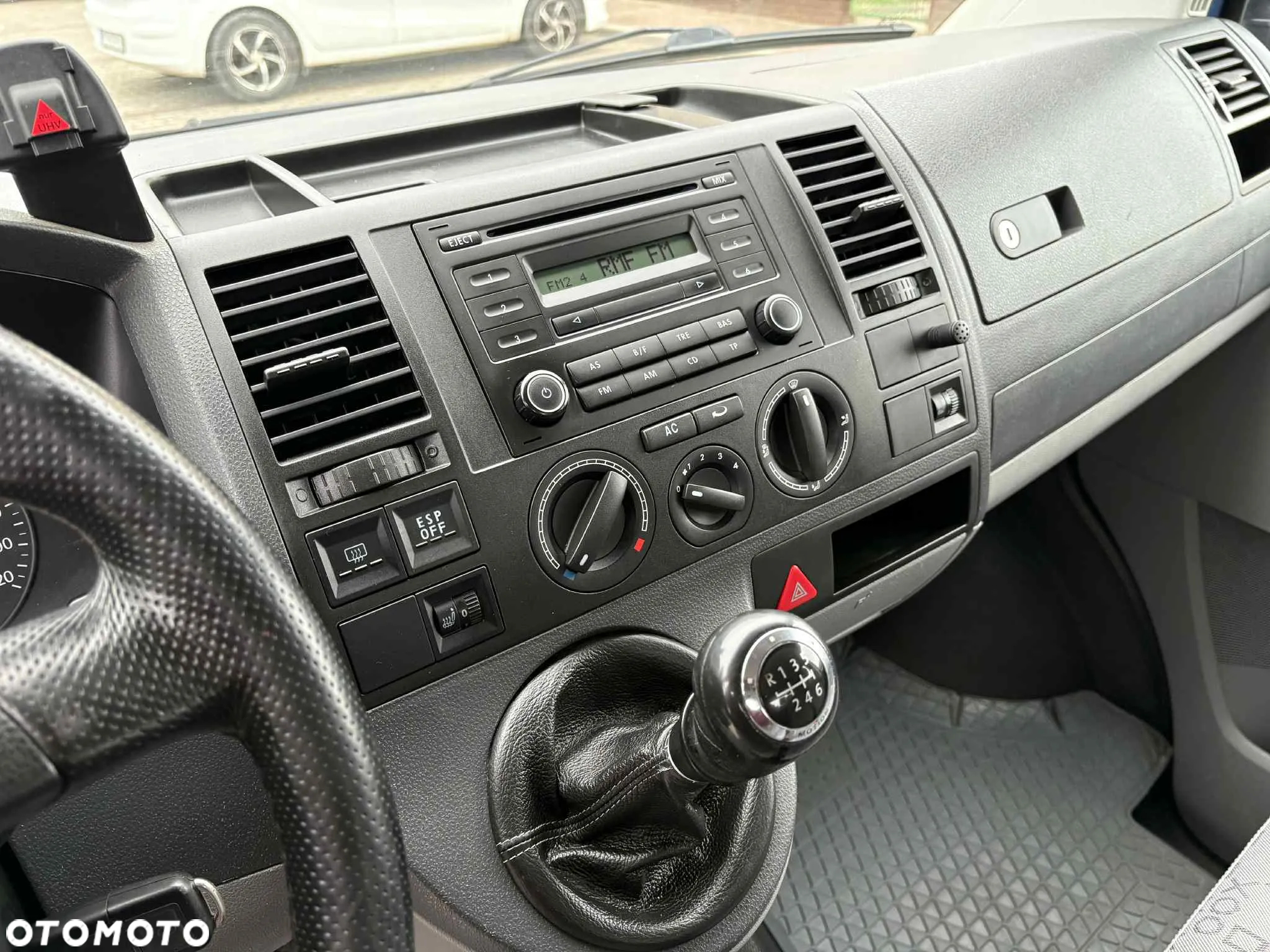 Volkswagen TRANSPORTER T5 DOKA BRYGADÓWKA KLIMA 6 MIEJSC - 10