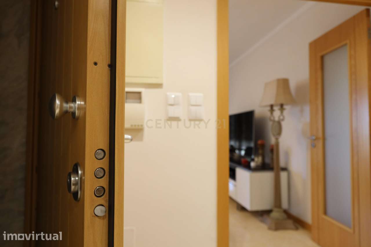 Apartamento T3  || Box 3 viaturas - Grande imagem: 4/46