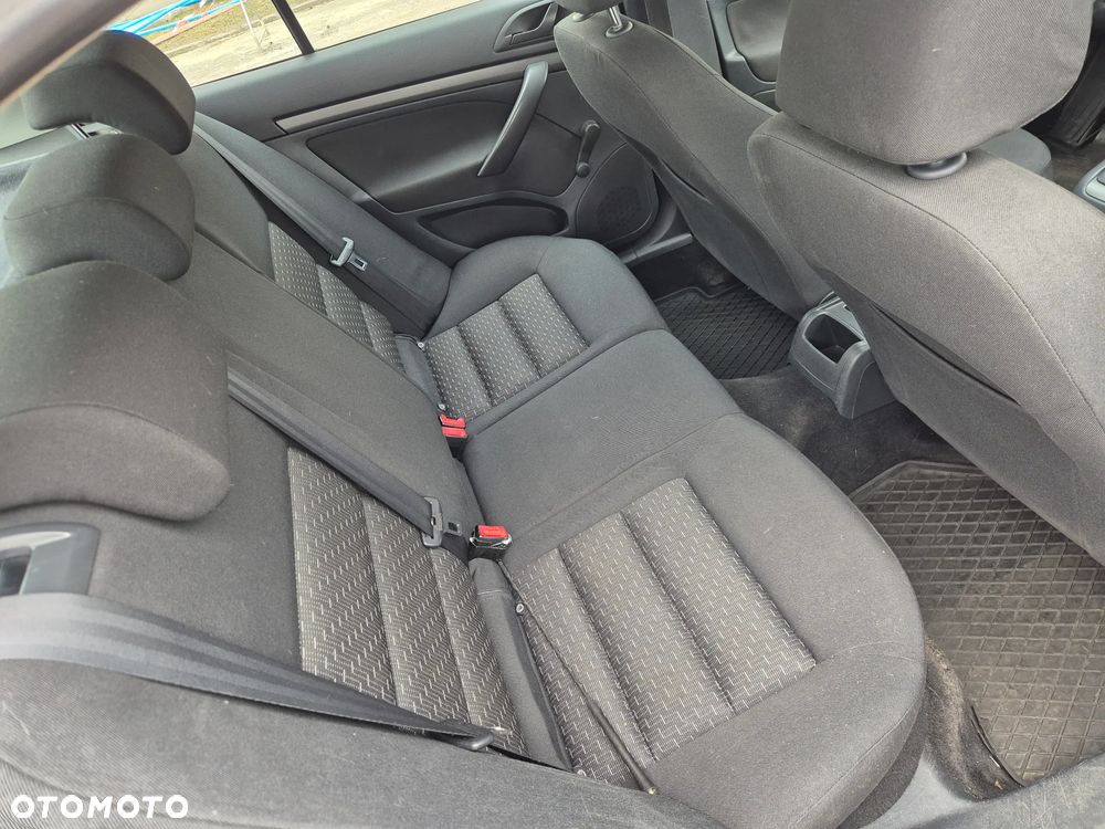 Skoda Octavia 1.2 TSI Ambiente - 10
