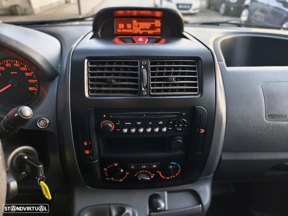 Citroën Jumpy 2.0 HDI 4X4 128CV AC - 25