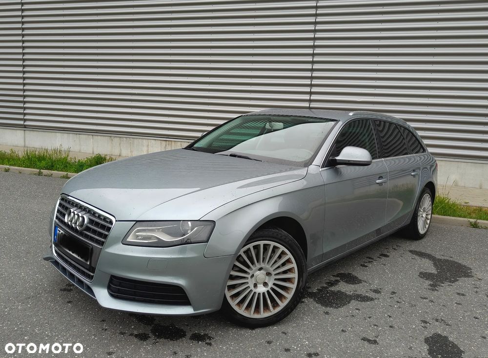 Audi A4 Avant 2.0 TDI - 16