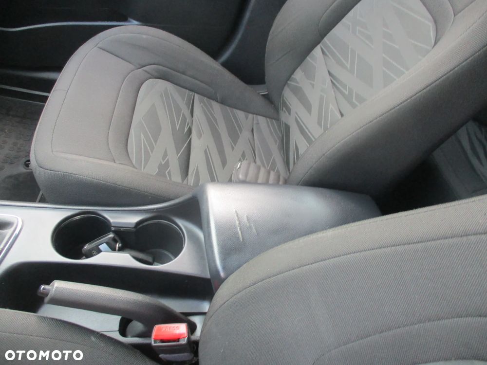 Kia Ceed 1.6 CRDi L - 12