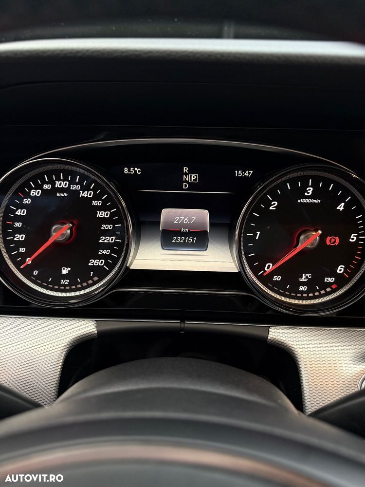 Mercedes-Benz E 220 d T 9G-TRONIC Exclusive - 19