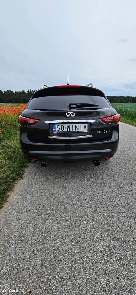 Infiniti FX FX30d S - 6