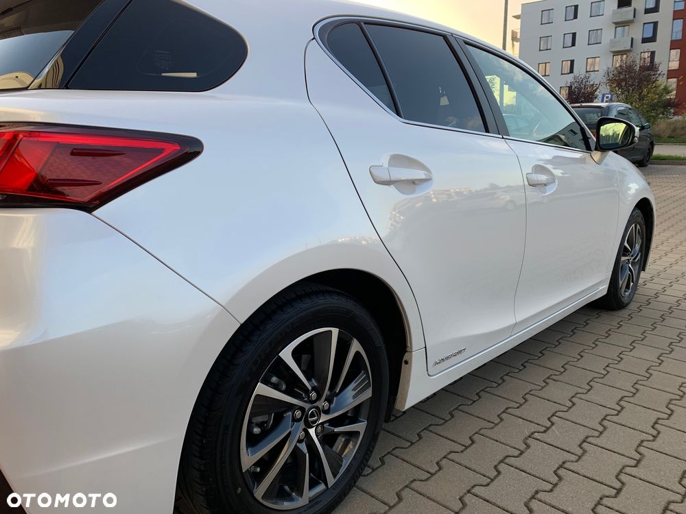 Lexus CT 200h Elegance - 15