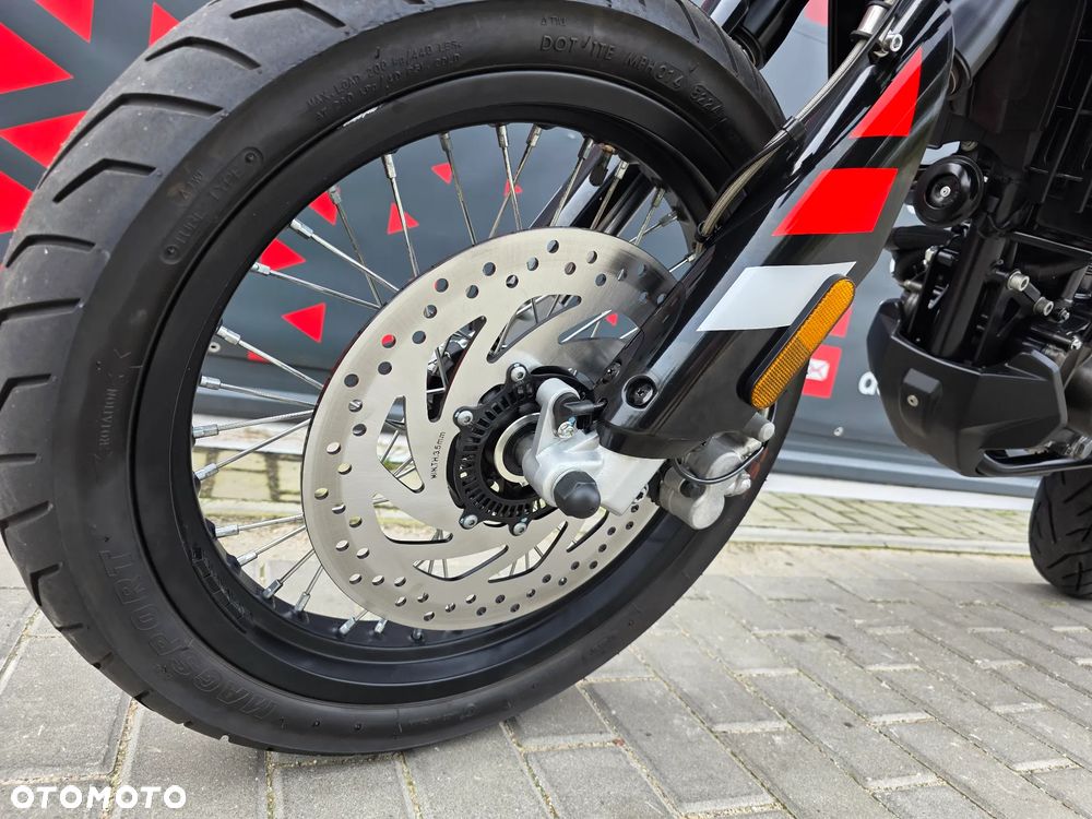 Aprilia SX - 13