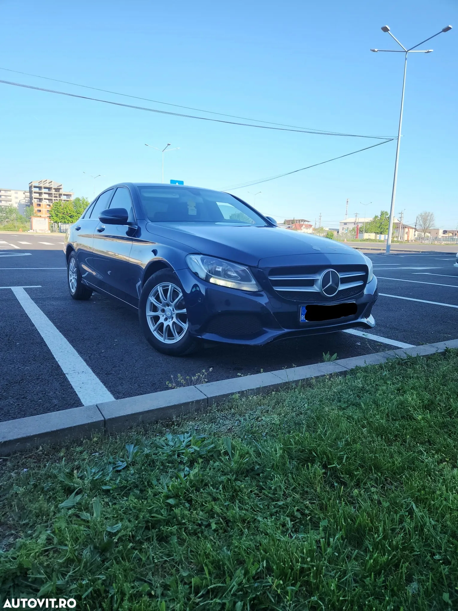 Mercedes-Benz C - 12