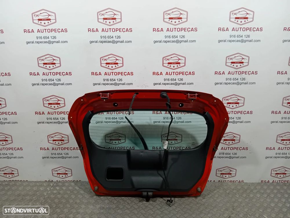 Porta da Mala Ford Fiesta VI 6 MK6 - 6