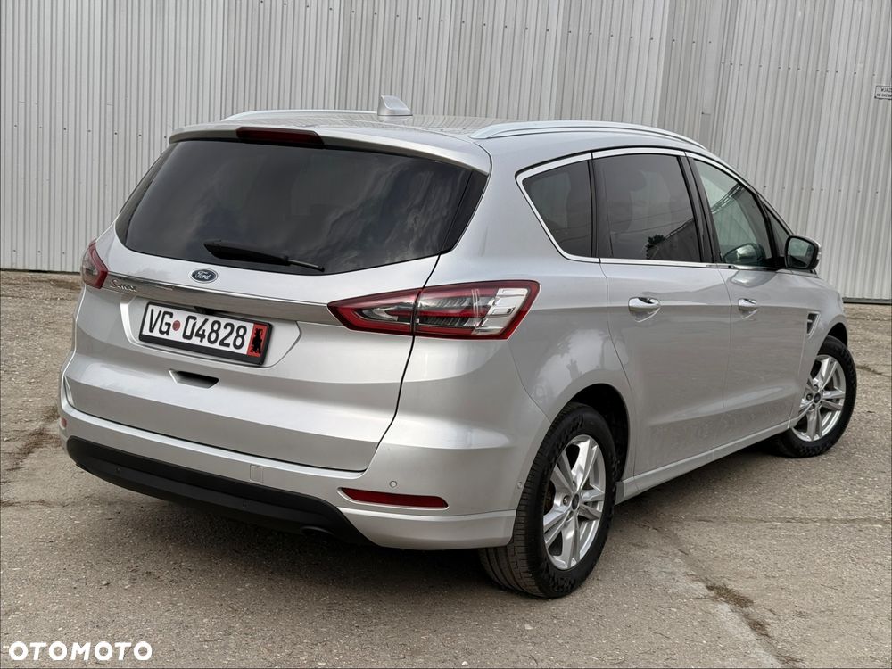 Ford S-Max 2.0 EcoBlue Titanium - 31