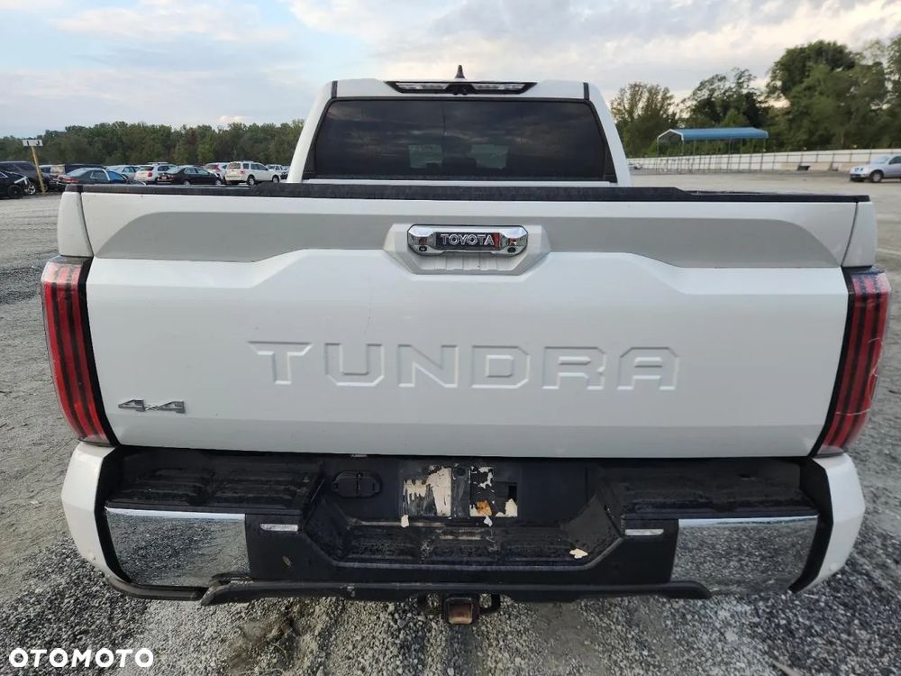 Toyota Tundra - 6
