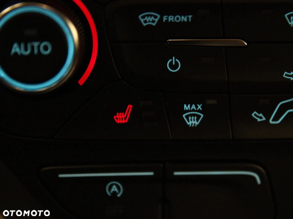Ford Kuga 1.5 EcoBoost FWD Titanium ASS - 29