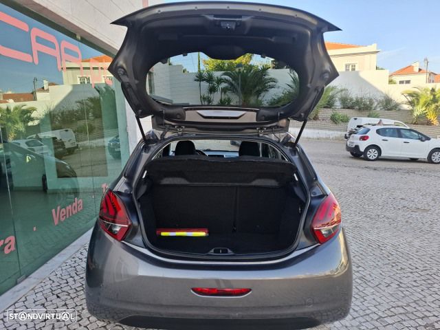 Peugeot 208 1.2 PureTech Signature - 46