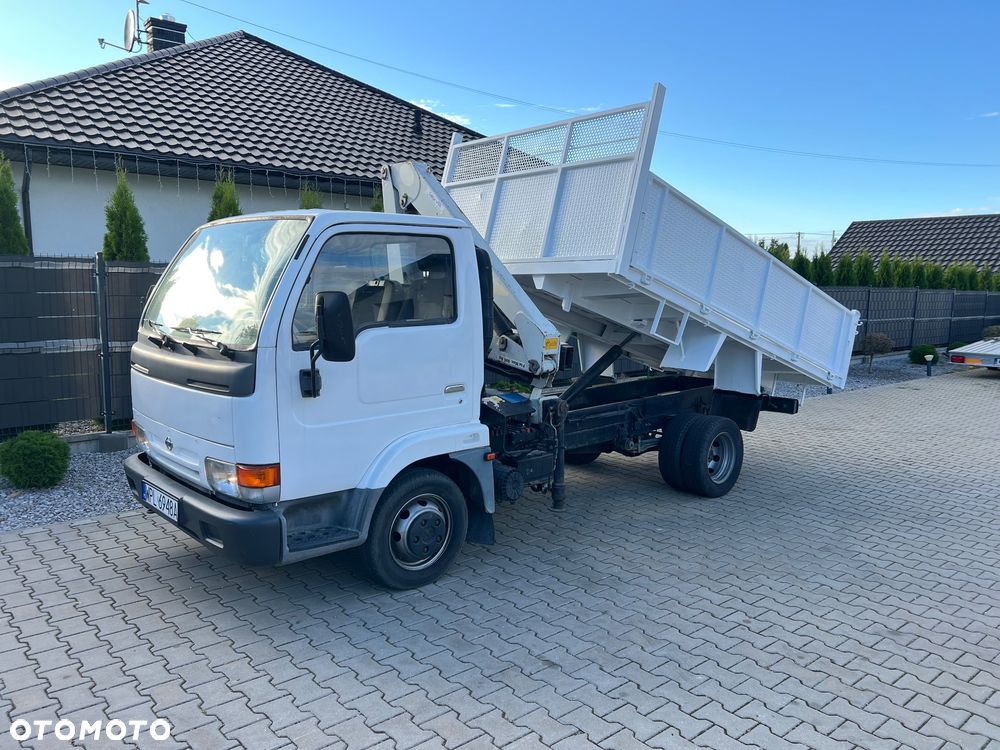 Nissan CABSTAR - 35