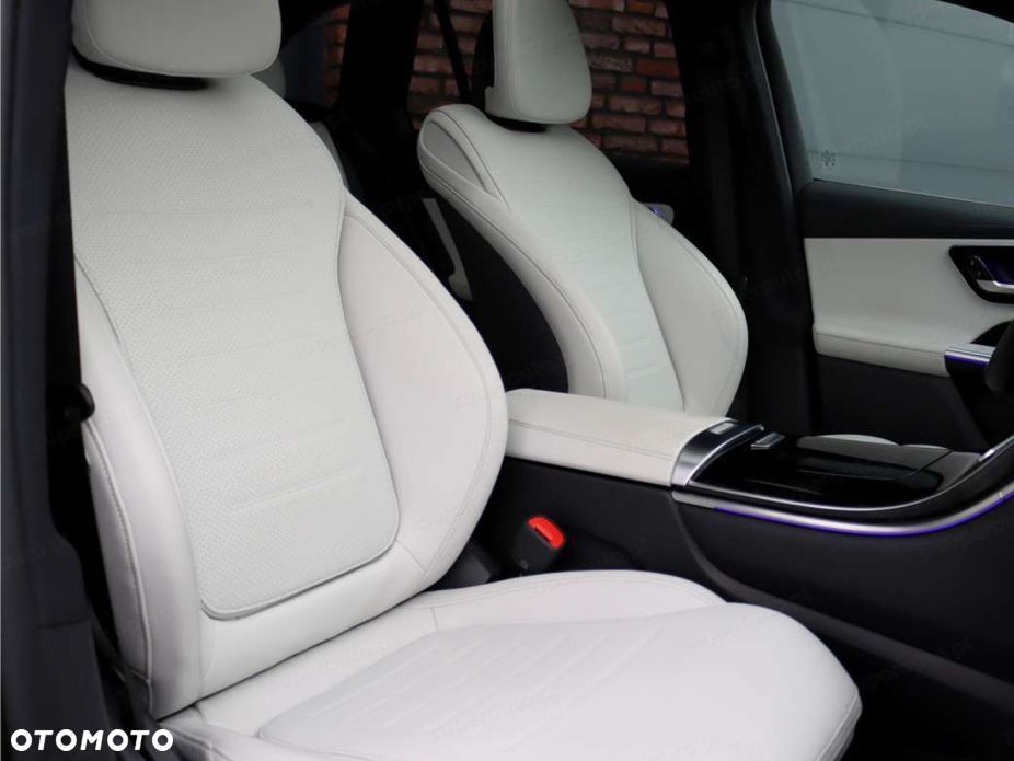 Mercedes-Benz GLC 300 d mHEV 4-Matic AMG Line - 10