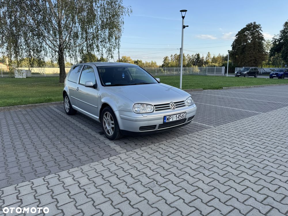 Volkswagen Golf 1.6 Trendline - 3