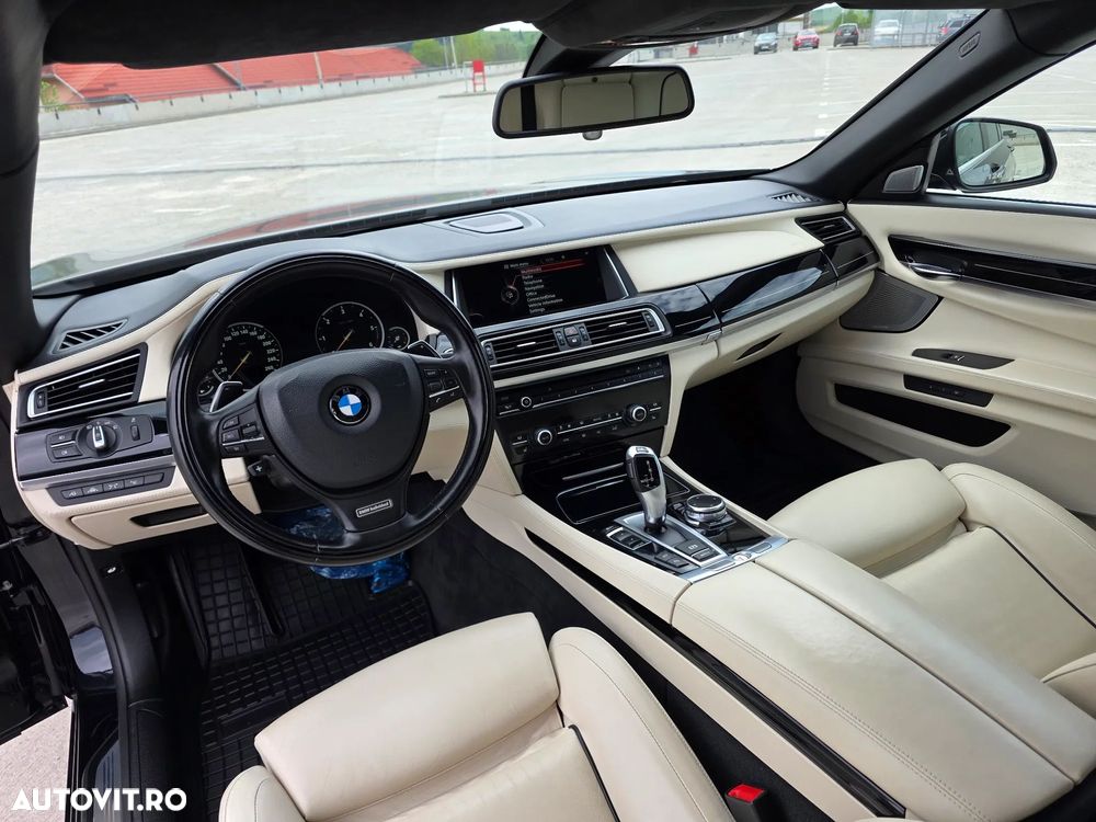 BMW Seria 7 730d - 40