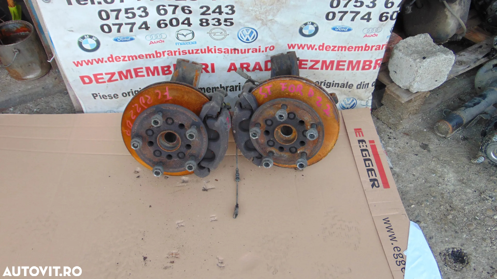Fuzeta Ford Transit 2014-2023 Custom 2012-2020 fuzete stanga dreapta cu rulment si abs dezmembrez - 2