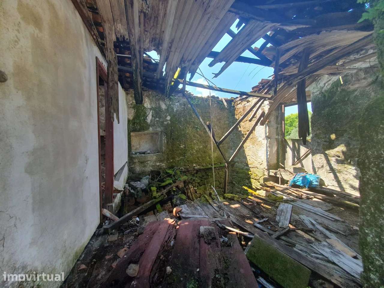 Ruína — Arcos de Valdevez - Grande imagem: 5/15