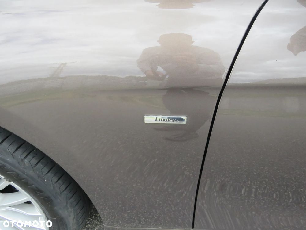 BMW Seria 3 320d Luxury Line - 9