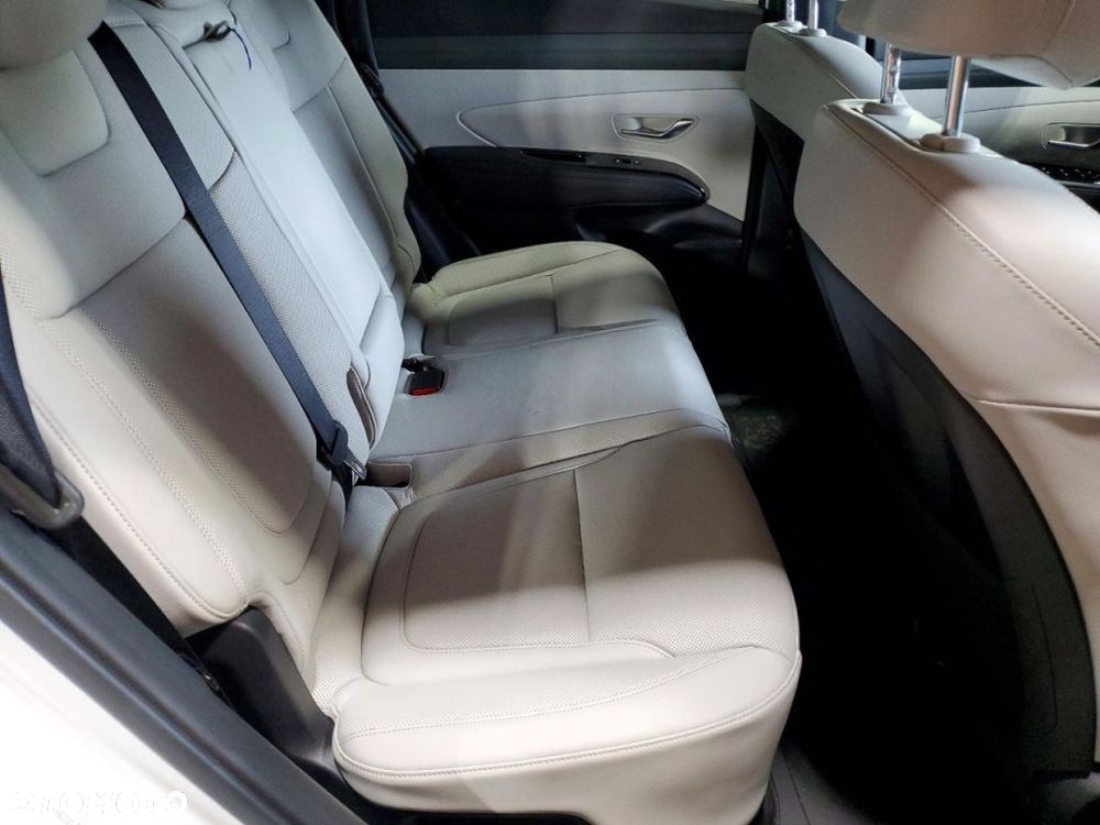 Hyundai Tucson - 10