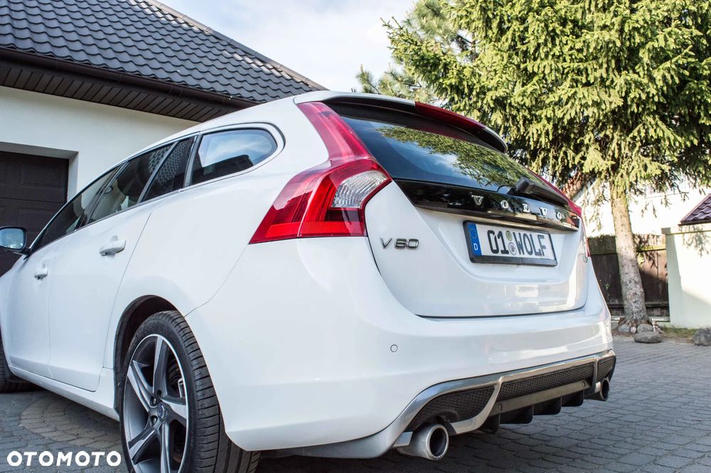 Volvo V60 D4 Geartronic RDesign - 8