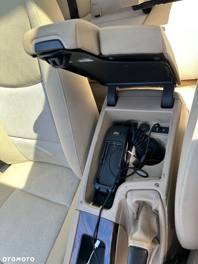 BMW Seria 3 318i Edition Lifestyle - 25