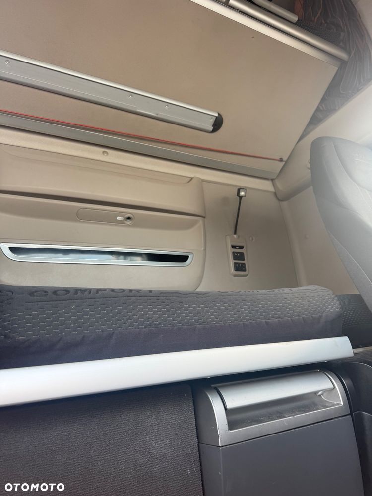 DAF XF106 480 Super Space Cab - 11